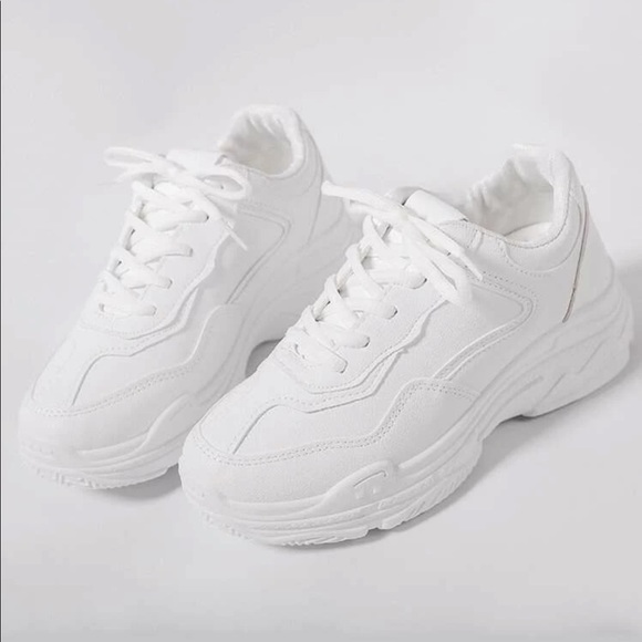 Zara Shoes - 🤍 Lace Up Chunky White Sneakers